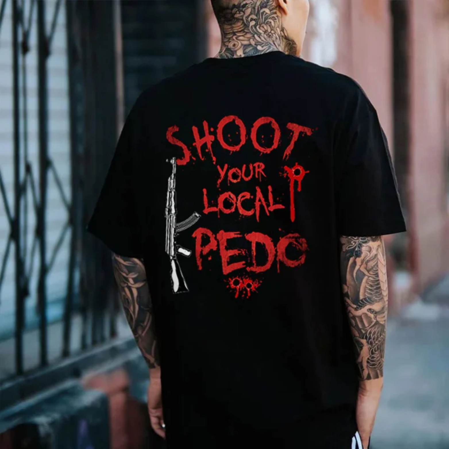 KILL YOUR LACAL PEDO Gun Graffiti Print Men's T-Shirt
