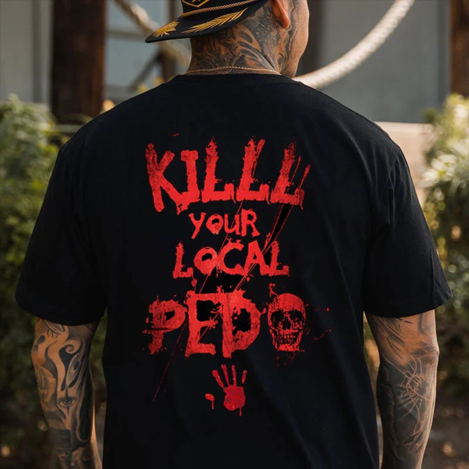 KILL YOUR LACAL PEDO Graffiti Print Men's T-Shirt