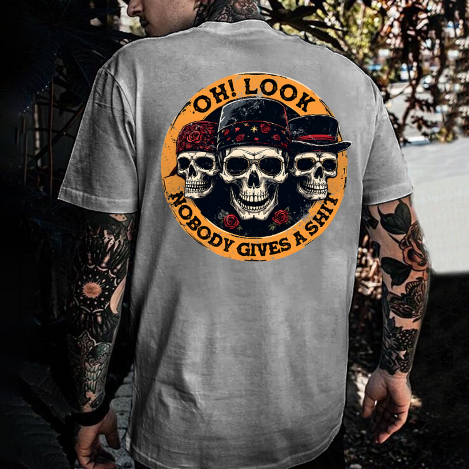 Oh,Look! Nobody Gives A Shit Print T-Shirt