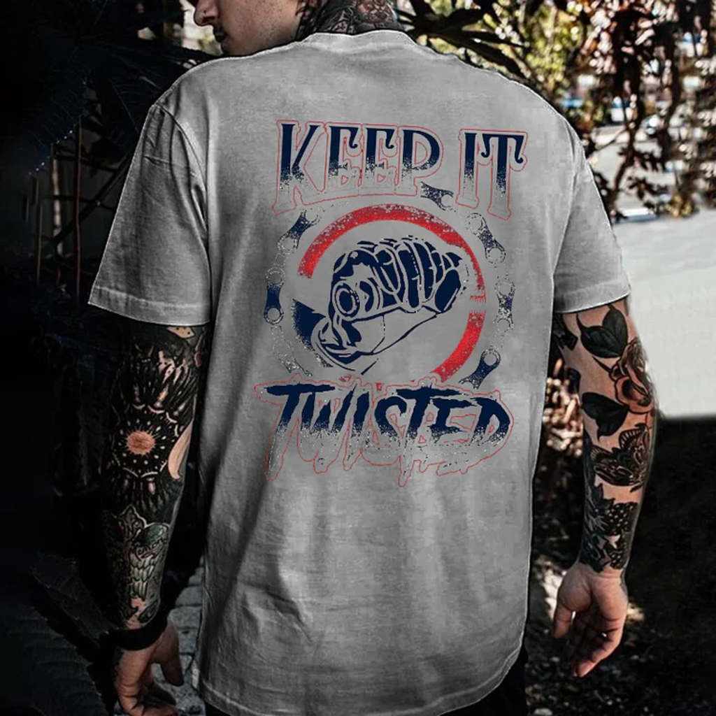 KEEP IT TWISTED Print T-shirt