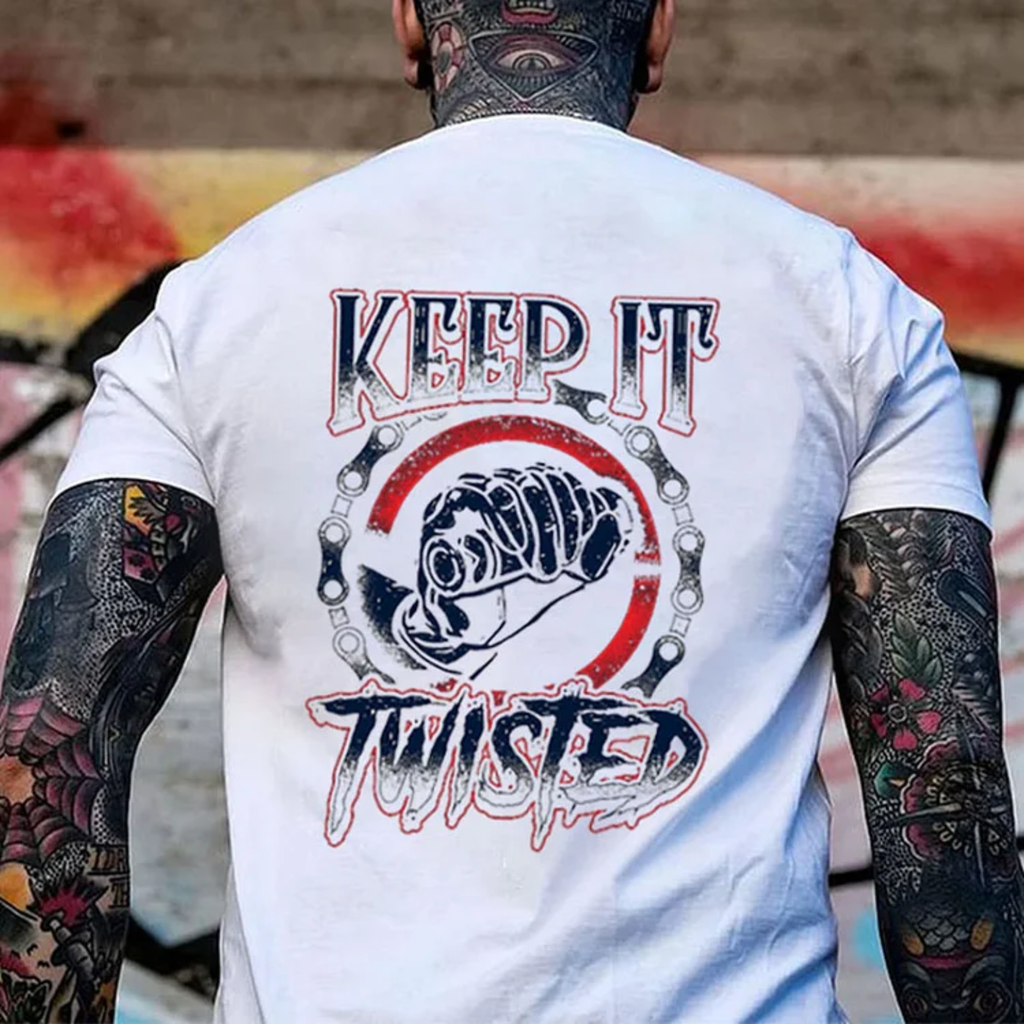KEEP IT TWISTED Print T-shirt
