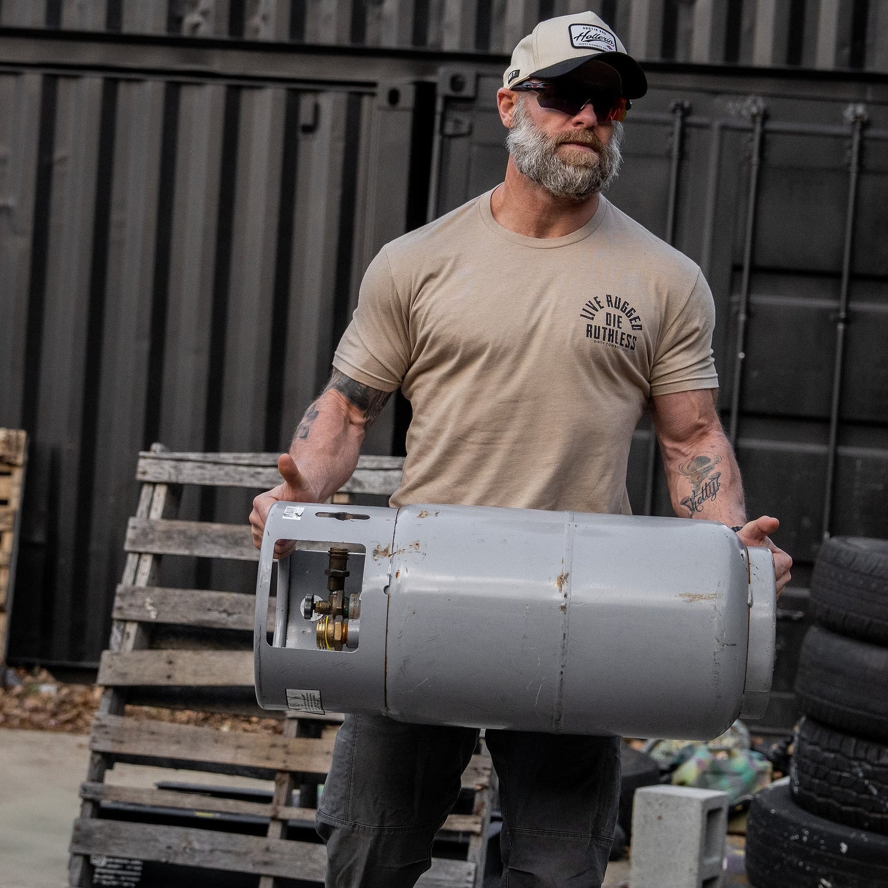 Live Rugged Die Ruthless Men's T-Shirt