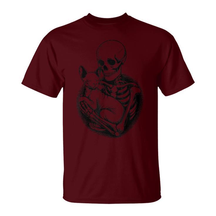 Skeleton Hugging Sphynx Cat Halloween Mom Dad Vintage T-Shirt
